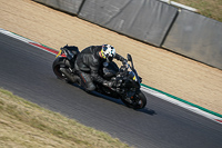 brands-hatch-photographs;brands-no-limits-trackday;cadwell-trackday-photographs;enduro-digital-images;event-digital-images;eventdigitalimages;no-limits-trackdays;peter-wileman-photography;racing-digital-images;trackday-digital-images;trackday-photos